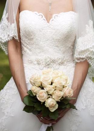 Allure bridal шикарне весільне плаття2 фото