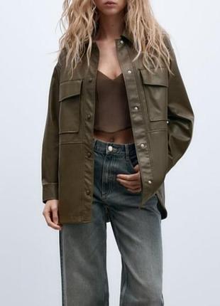 Zara сорочка куртка зі штучної шкіри хакі зелений3 фото