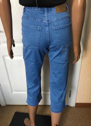 Бриджи женские джинсовые с вышивкой размеры: 25-303 фото