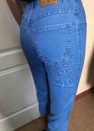 Бриджи женские джинсовые с вышивкой размеры: 25-305 фото