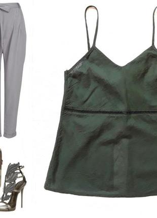 Стильная маечка цвета хаки