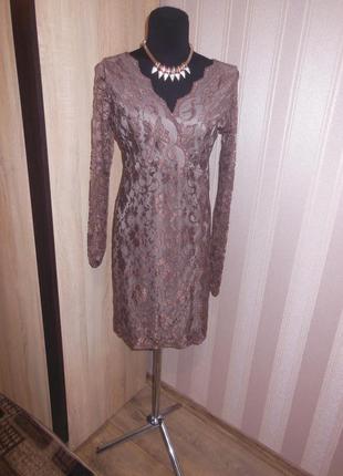 Мереживне плаття вечірнє