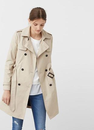 Класний бежевий плащик new mark