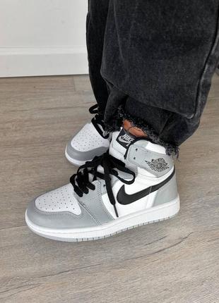 Air jordan grey/white