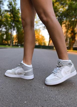 Nike air jordan retro 1 grey camo женские кроссовки найк аир джордан7 фото