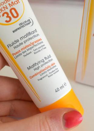 Bioderma photoderm akn mat spf 30 matifying sun fluid солнцезащитная эмульсия