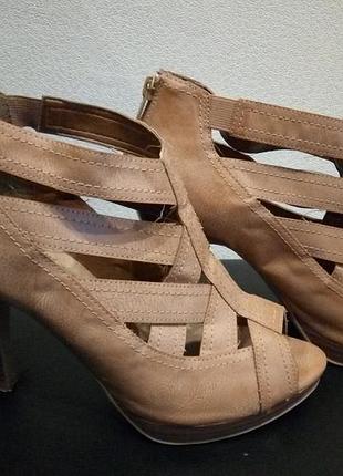 Красивые коричневые босоножки new look， босоножки на каблуке, туфли сандали плетеные