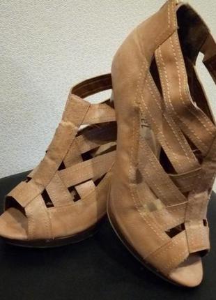 Красивые коричневые босоножки new look， босоножки на каблуке, туфли сандали плетеные2 фото