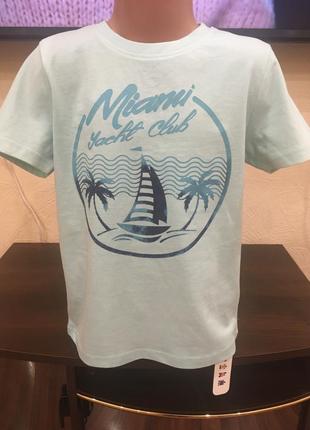 Футболка nutmeg  на 6-7 лет