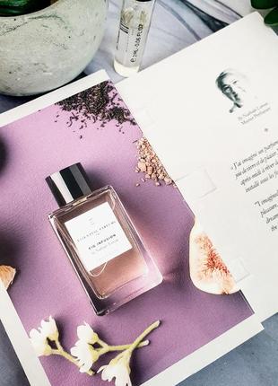 Оригінальний пробнік essential parfums fig infusion by nathalie lorson
 парфумів оригінал 
  пробник оригинал духи2 фото