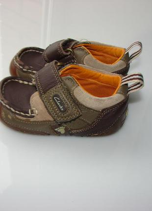 Шкіряні туфлі clarks , р. 4,5 f , наш 20-21, устілка 13,5 см5 фото