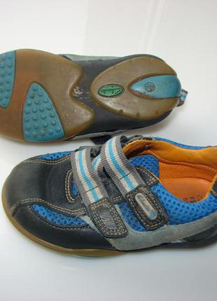 Кожаные ботинки, кроссовки clarks, р. 5,5 g, стелька 14,3 см, размер 22-23