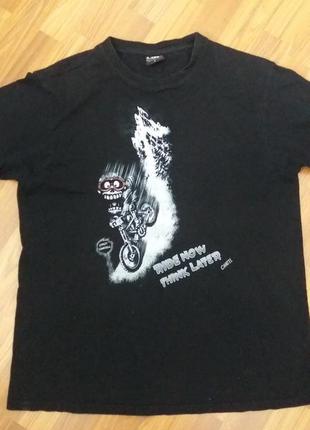 Футболка чорна принт up роз.m-l