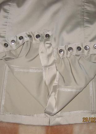 Классснючая  атласная юбка на кнопках 42-44разм.3 фото