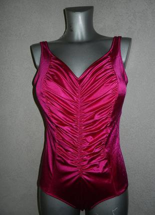48/l*felina*німеччина!купальник з чашками кольору фуксії c драпіруванням нової
