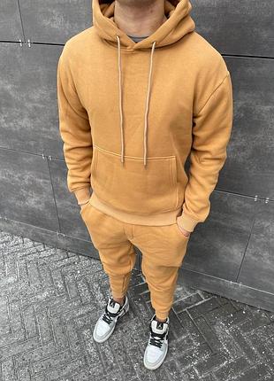 Спортивний костюм