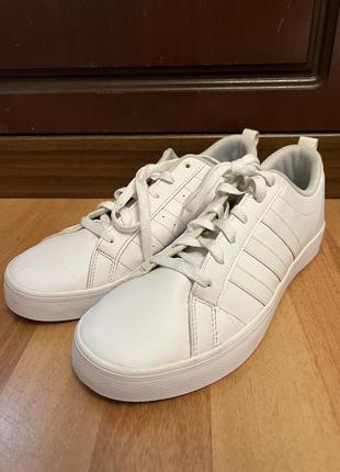 Кросівки adidas 2