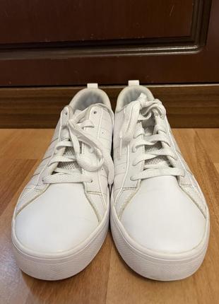 Кросівки adidas 4
