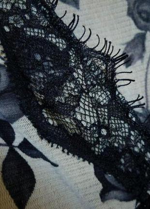 Брендовая летняя накидка черно-белая в цветах с кружевом прозрачная6 фото