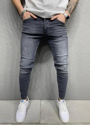 Джинсы мужские