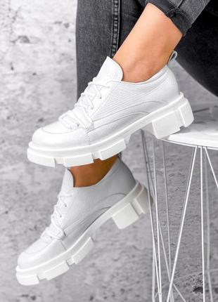 Жіночі білі натуральні шкіряні туфлі на шнурках шнурівці товстій підошві шкіра білі шкіряні туфлі шнуровці8 фото