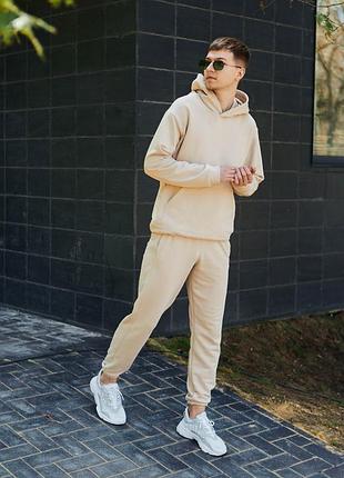 Спортивний костюм