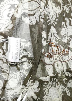 Шелковая блузка, украшенная вышивкой и стразами, р. 48-522 фото