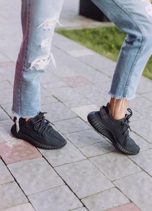 Кроссовки женские adidas yeezy boost 350 v2 black рефлективні шнурівки адидас4 фото