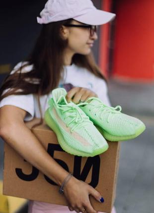Кроссовки женские adidas yeezy boost 350 glow in dark адидас