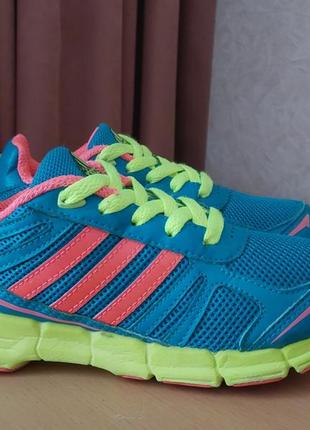 Adidas 31p(18,5-19cм) оригінальні кросівки