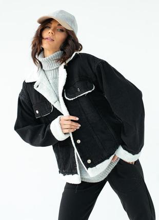 Стильна джинсова куртка із штучним хутром