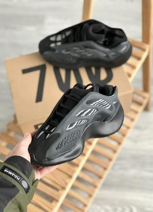 Женские кроссовки adidas yeezy boost 700 v3 black 40-41-42-43-44-45