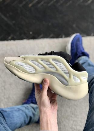 Мужские кроссовки adidas yeezy boost 700 v3 white 41-42-43-44-455 фото