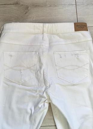 Женские белые джинсы abercrombie & fitch5 фото