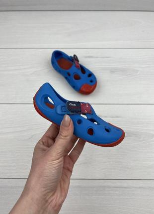 Дитячі аквашузи clarks як crocs рр 5,1/2