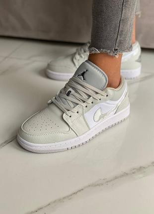 Кроссовки nike air jordan 1 low grey