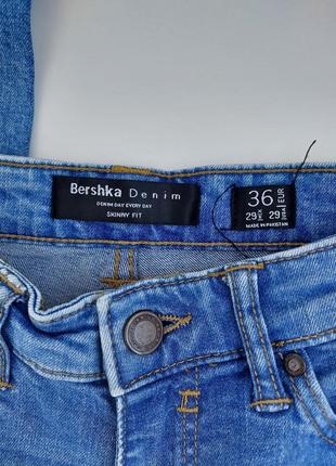 Джинсы bershka, xs-s5 фото