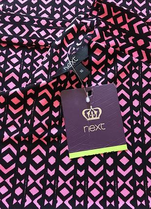 Очень красивый и стильный брендовый топ 19.