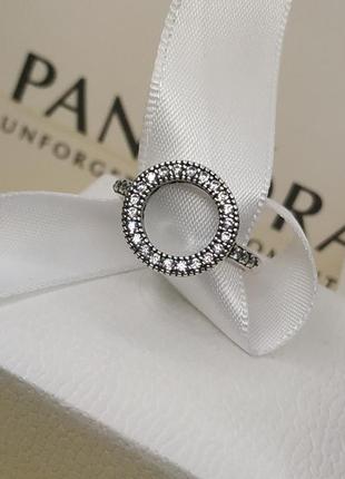 Кольцо стерлинговое серебро 925 проба цирконий круг камней камешки по контуру сердечки сердце в стиле пандора