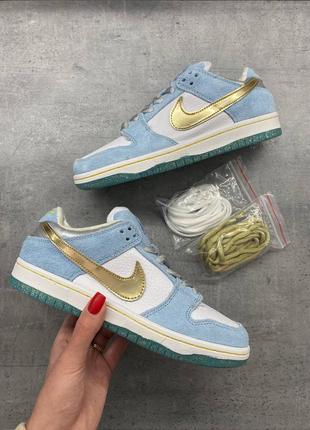 Nike sb dunk low blue gold premium новинка замшеві жіночі блакитні золотисті кросівки найк з натуральної замші весна літо осінь блакитні кросівки