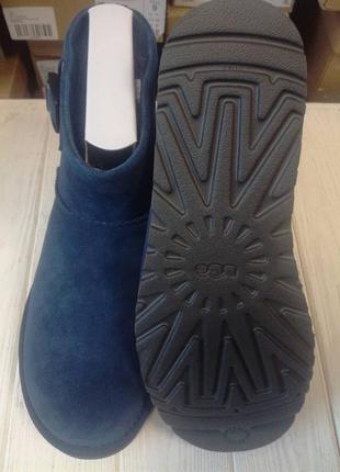 Продам новые зимние ботинки угги ugg m classic mini strap 4