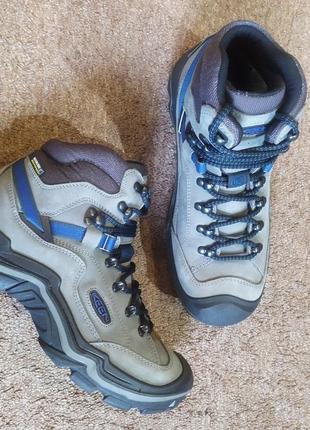 Трекінгові, тактичні черевики keen galleo mid wp 1020154 magnet/blue opal6 фото