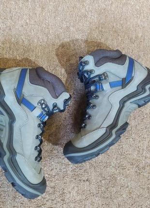 Трекінгові, тактичні черевики keen galleo mid wp 1020154 magnet/blue opal7 фото