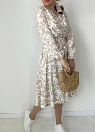 Красивое женское платье в актуальный принт1 фото