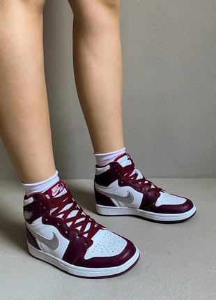 Nike jordan 1 retro og bordeaux новинка женские высокие бордовые кроссовки найк джордан весна лето осень жіночі бордові трендові кросівки демісезон4 фото