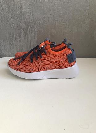 Кросовки дитячі