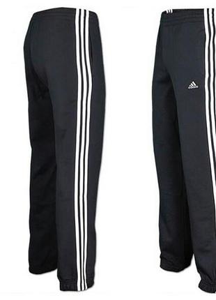 Нові штани утеплені adidas essentials оригінал2 фото