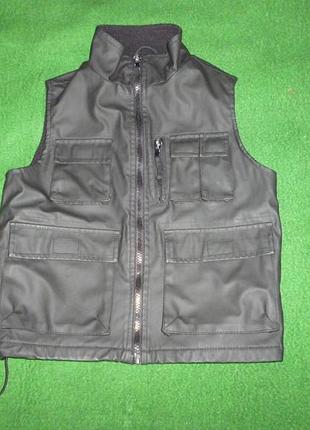 Тепла жилетка на 5-6 років