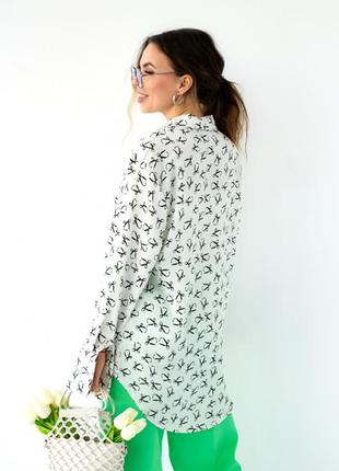Атласна блуза з візерунком2 фото
