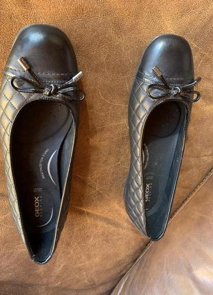 Чёрные кожаные туфли балетки geox p -39 (25,8 см)8 фото
